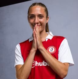 Naomi Layzell