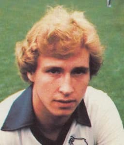 Colin Chesters
