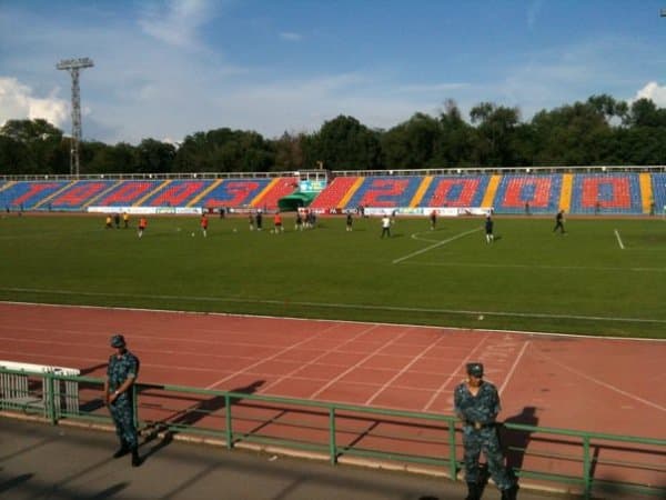 Ortalıq Stadion