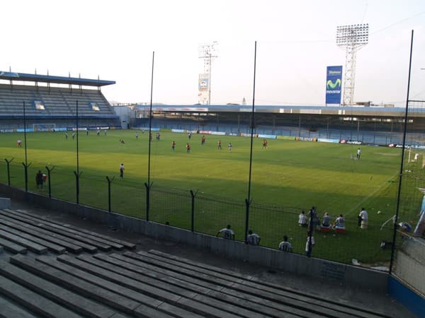 Estadio Banco del Pacífico Capwell