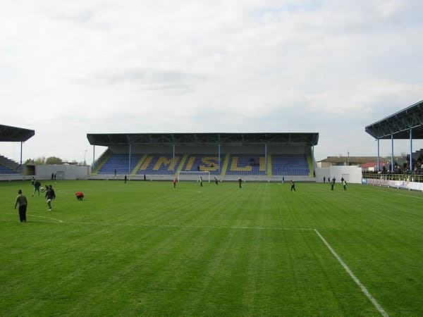 Heyd?r ?liyev adina s?h?r stadionu