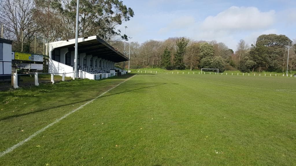 Trefrew Park