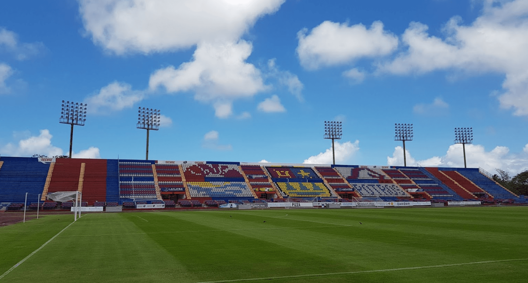 Estadio Olímpico Andrés Quintana Roo