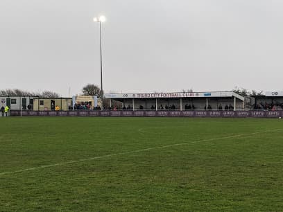 Treyew Road