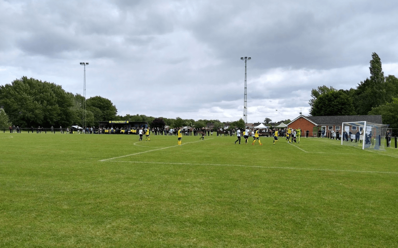 Elmfields Gate