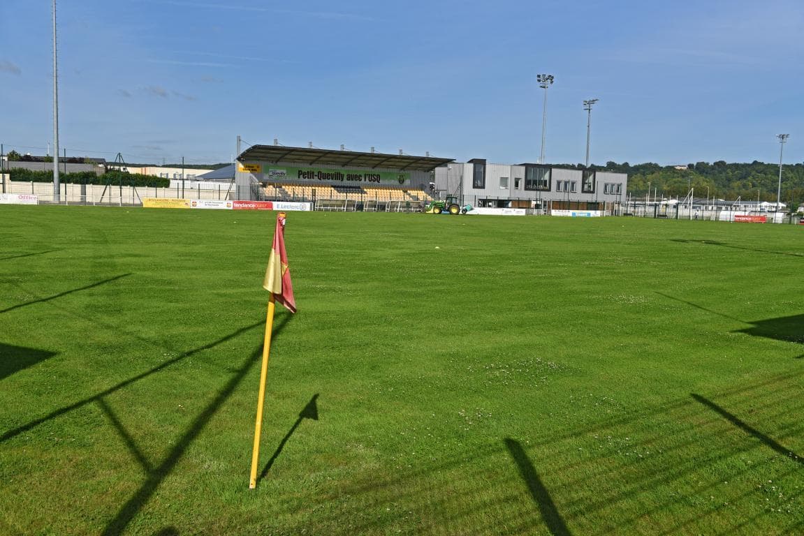 Stade Amable Lozai