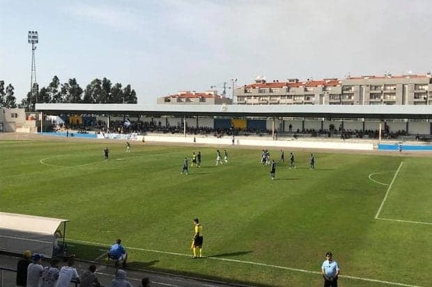 Estádio Clube Futebol Canelas 2010