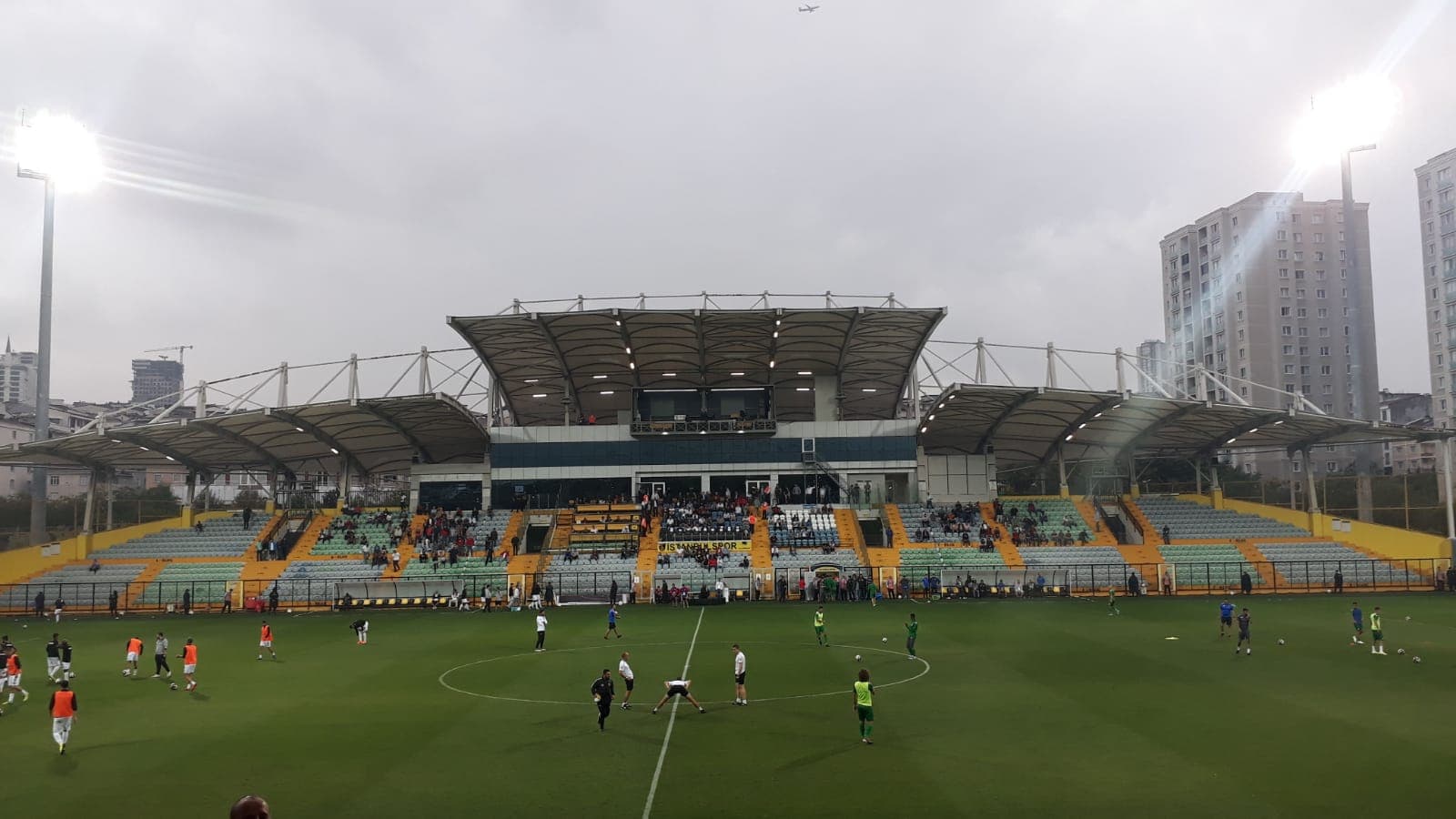 Esenyurt Necmi Kadıoğlu Stadyumu