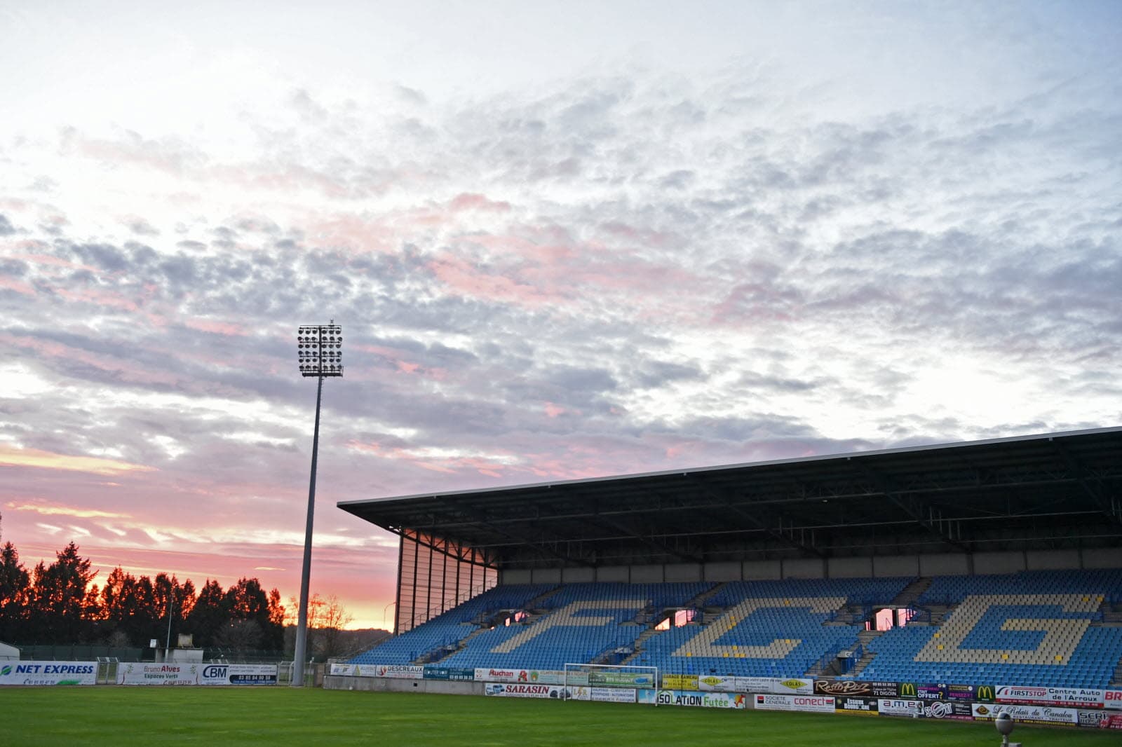 Stade Jean Laville