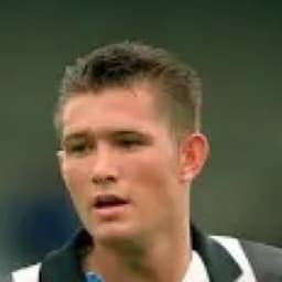 Steve Howey