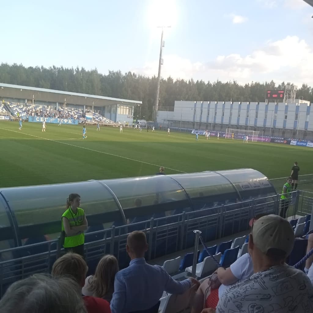 Стадион Смена