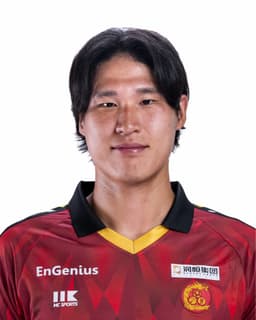 Kang Jun-Hyeon