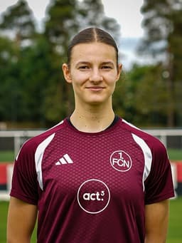 S Tölzel