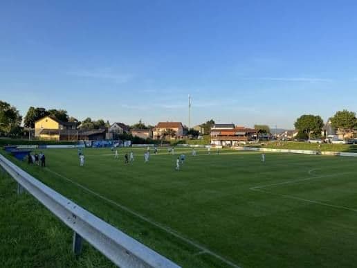Sportplatz Pfatter "Gruam"