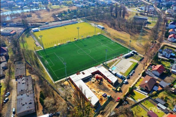 Boisko za parowozownią