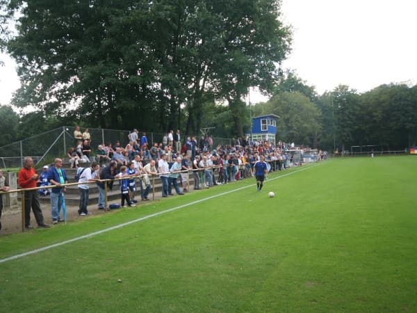 Platz 2 Wildparkstadion