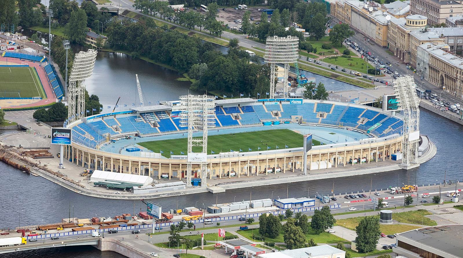 Stadion Petrovskij (Saint Petersburg)