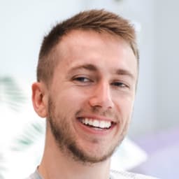 Simon Minter
