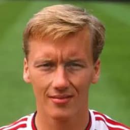 Lee Dixon
