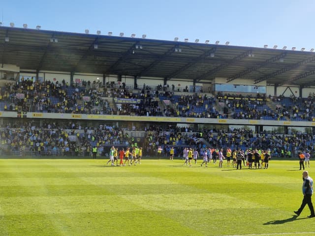 Oxford United v Sheffield Wednesday — fan photo