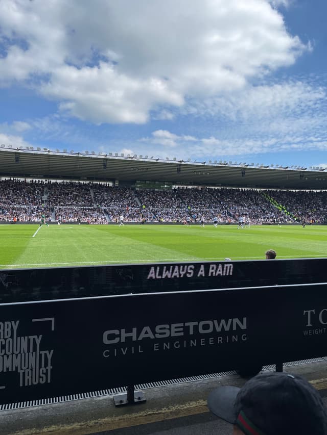 Derby County v Sheffield United — fan photo