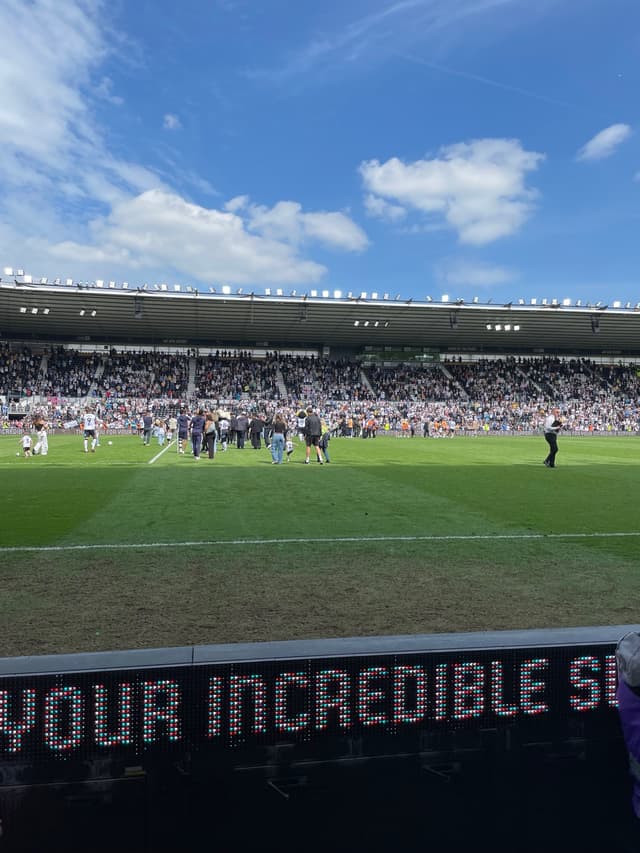 Derby County v Sheffield United — fan photo
