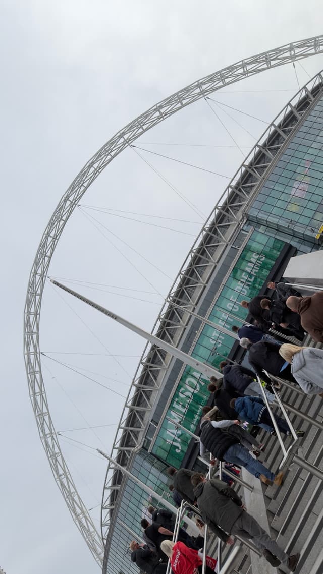 Wembley — fan photo
