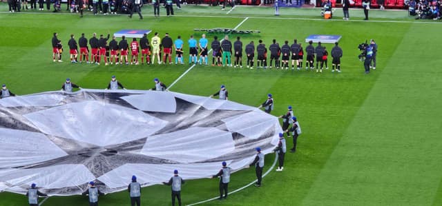 Liverpool v PSG — fan photo